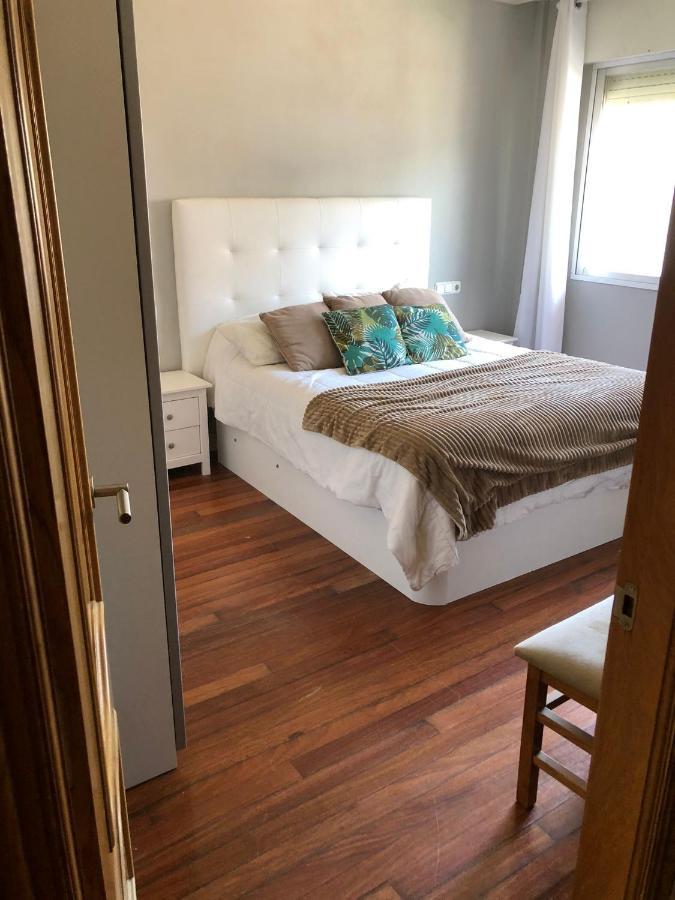 Vivienda Amplia Y Luminosa A Escasos Metros De La Playa De Cangas. Eksteriør billede