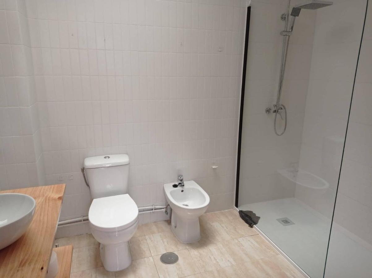 Vivienda Amplia Y Luminosa A Escasos Metros De La Playa De Cangas. Eksteriør billede